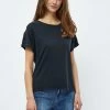 Desires Tops & T-shirts Bini Tee - BLACK