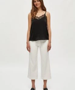 Desires Cam Top - BLACK New In