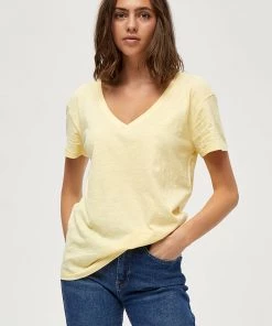 Desires Dannon Tee - PALE YELLOW