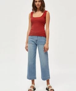 Desires Dareen GOTS Top - Burnt Red 7 Desires Dareen GOTS Top - Burnt Red