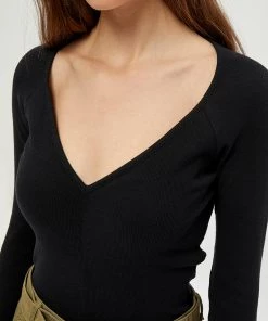 Desires Dareen Organic Long Sleeve Tee - BLACK