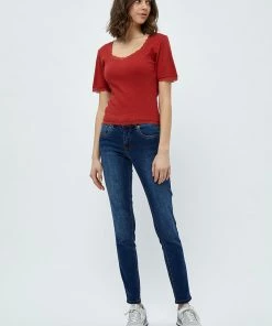 Desires New In Daren GOTS Lace Trim Top - BURNT RED