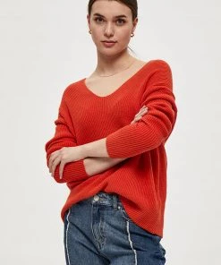 Desires Dita V-Neck - RED CLAY Knits & Cardigans