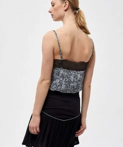 Desires Tops & T-shirts Elise Top - TROOPER BLUE PR