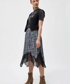 Desires Elody Blazer Vest - BLACK Blazers