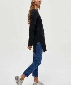 Desires Evika Long Pullover - BLACK