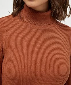 Desires Blouses & Shirts Geisha Rib Rollneck - SIERRA BROWN