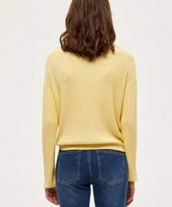 Desires Knits & Cardigans Geisha Rib V-Pullover - PALE YELLOW