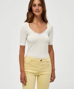 Desires Tops & T-shirts Giselle Lace Tee - GARDENIA