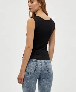 Desires New In Giselle Lace Top - BLACK