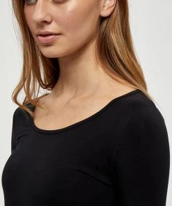 Desires Blouses & Shirts Giselle Long Sleeve Slim Tee - BLACK