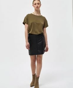 Desires Giselle Tee - MILITARY OLIVE Tops & T-shirts