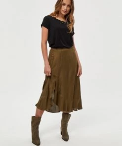 Desires Giselle Tee - BLACK