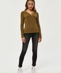 Desires Blouses & Shirts Giselle V-neck Lace Tee - MILITARY OLIVE