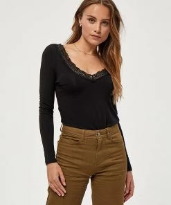 Desires Giselle V-neck Lace Tee - BLACK Blouses & Shirts