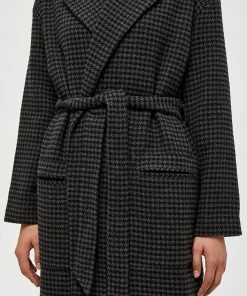 Desires Gyda Wool Coat - BLACK PR