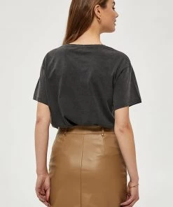 Desires Tops & T-shirts Hanitas Tee - BLACK