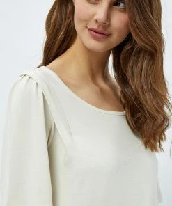 Desires Hollyn Tee - GARDENIA