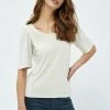 Desires Hollyn Tee - GARDENIA