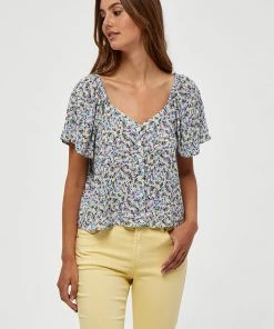 Desires New In Jalen Top - LILY WHITE PR