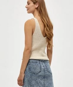 Desires Jalisa Knit Singlet - GARDENIA