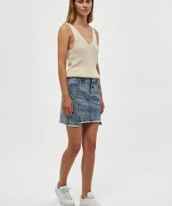 Desires Jalisa Knit Singlet - GARDENIA