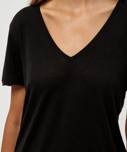 Desires Jilly Tee - BLACK New In