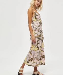 Desires New In Jocasta Dress - GARDENIA PR