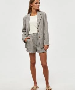 Desires Johava Shorts - WARM SAND CHECKED New In