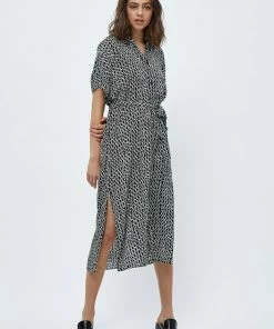 Desires Judi Dress - BLACK PR New In