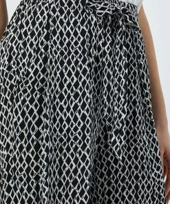 Desires New In Judi Pants - BLACK PR