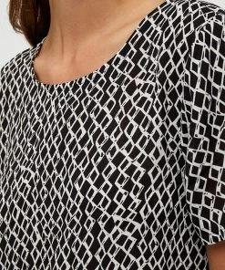 Desires New In Judi Short Dress - BLACK PR