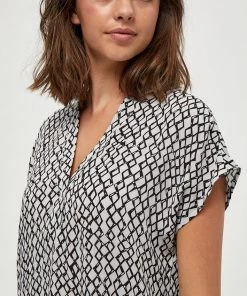 Desires Judi Top - GARDENIA PR