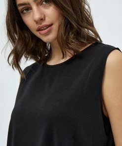 Desires Juliet Sleeveles Blouse - BLACK